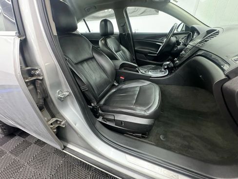 Used 2011 Buick Regal CXL image 6