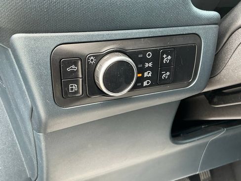 Used 2023 Ford Maverick XL FWD image 33