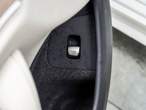 Used 2019 Mercedes-Benz CLS 450 4MATIC w/ Driver Assistance Package image 37