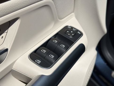 Certified 2023 Mercedes-Benz GLA 250 4MATIC image 17