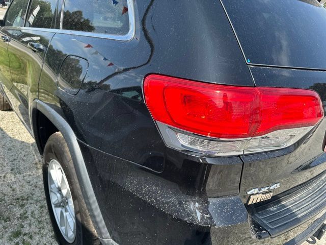Used 2018 Jeep Grand Cherokee Laredo AWD/4WD image 24