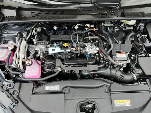 New 2026 Toyota Prius Plug-In Hybrid FWD image 9