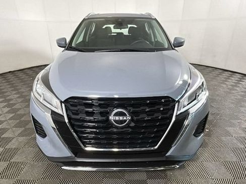 Used 2023 Nissan Kicks SV FWD image 7