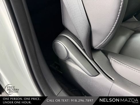 New 2026 MAZDA CX-30 AWD 2.5 S w/ Select Sport Pkg image 46