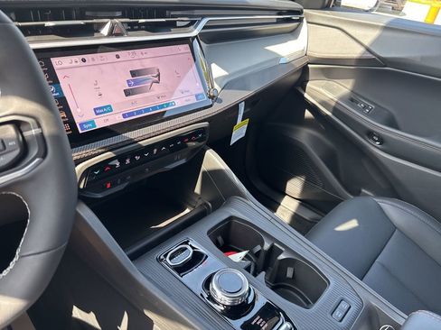 New 2026 Jeep Cherokee Limited AWD/4WD image 69
