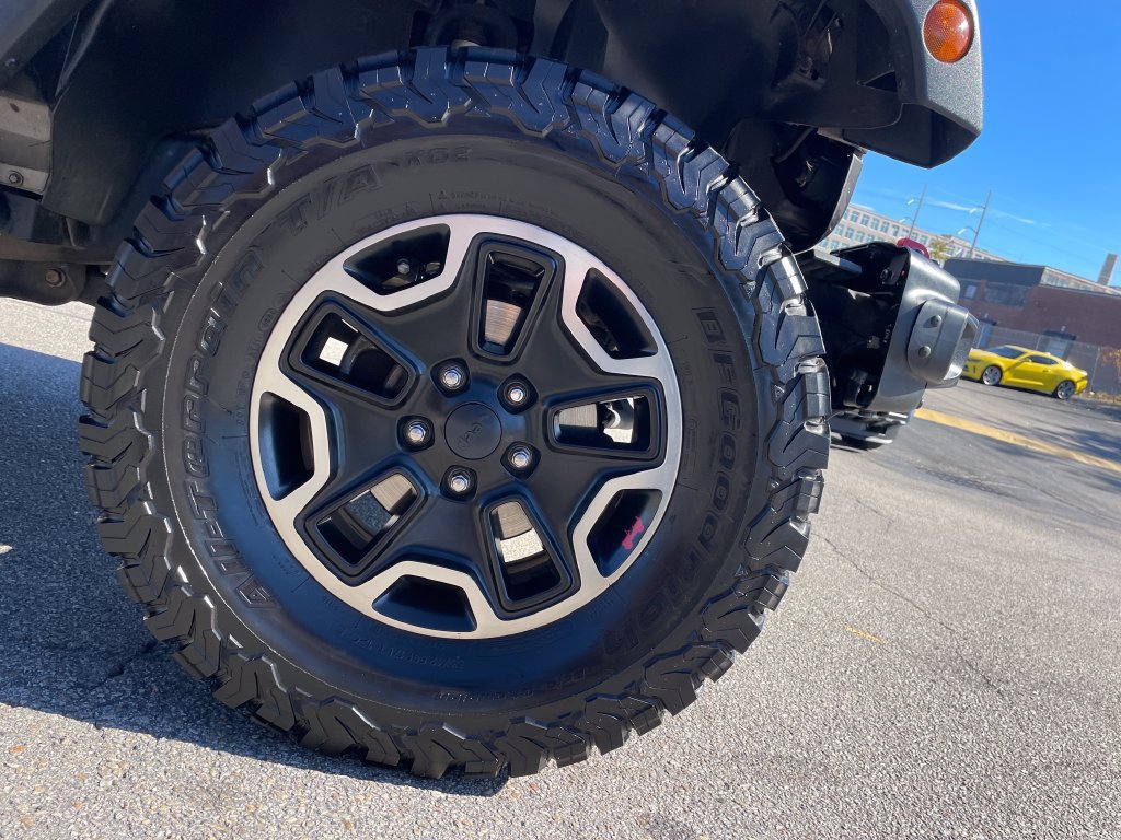 Certified 2017 Jeep Wrangler Unlimited Rubicon AWD/4WD image 11