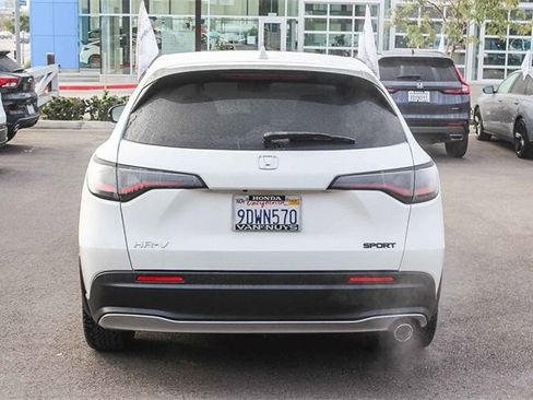 Used 2023 Honda HR-V Sport image 6