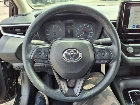 Used 2024 Toyota Corolla LE FWD image 40