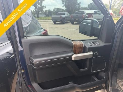 Used 2018 Ford F150 Lariat w/ Equipment Group 502A Luxury AWD/4WD image 5