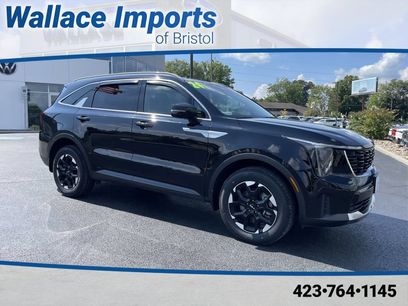 Certified 2024 Kia Sorento S w/ Panoramic Sunroof Package