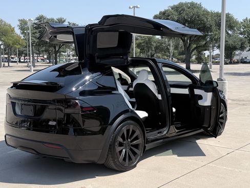 Used 2022 Tesla Model X Plaid AWD/4WD image 20