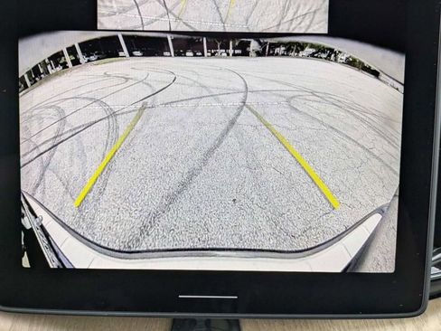 New 2026 Volvo XC60 T8 Plus w/ Protection Package Premier image 28