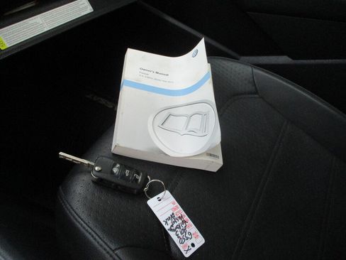 Used 2013 Volkswagen Passat 2.5 SE FWD image 37