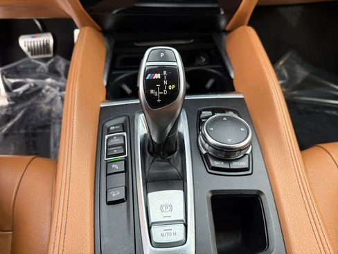 Used 2015 BMW X6 xDrive35i image 18