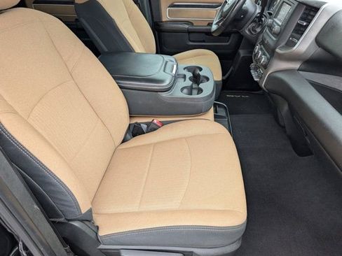 Used 2021 RAM 2500 Big Horn image 23