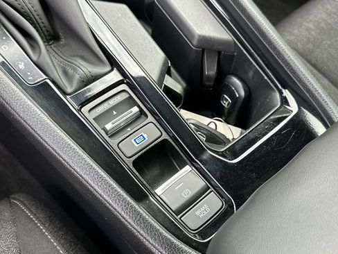 Used 2024 Honda Accord Sport image 27