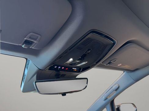 New 2026 Cadillac Optiq Luxury 1 image 35