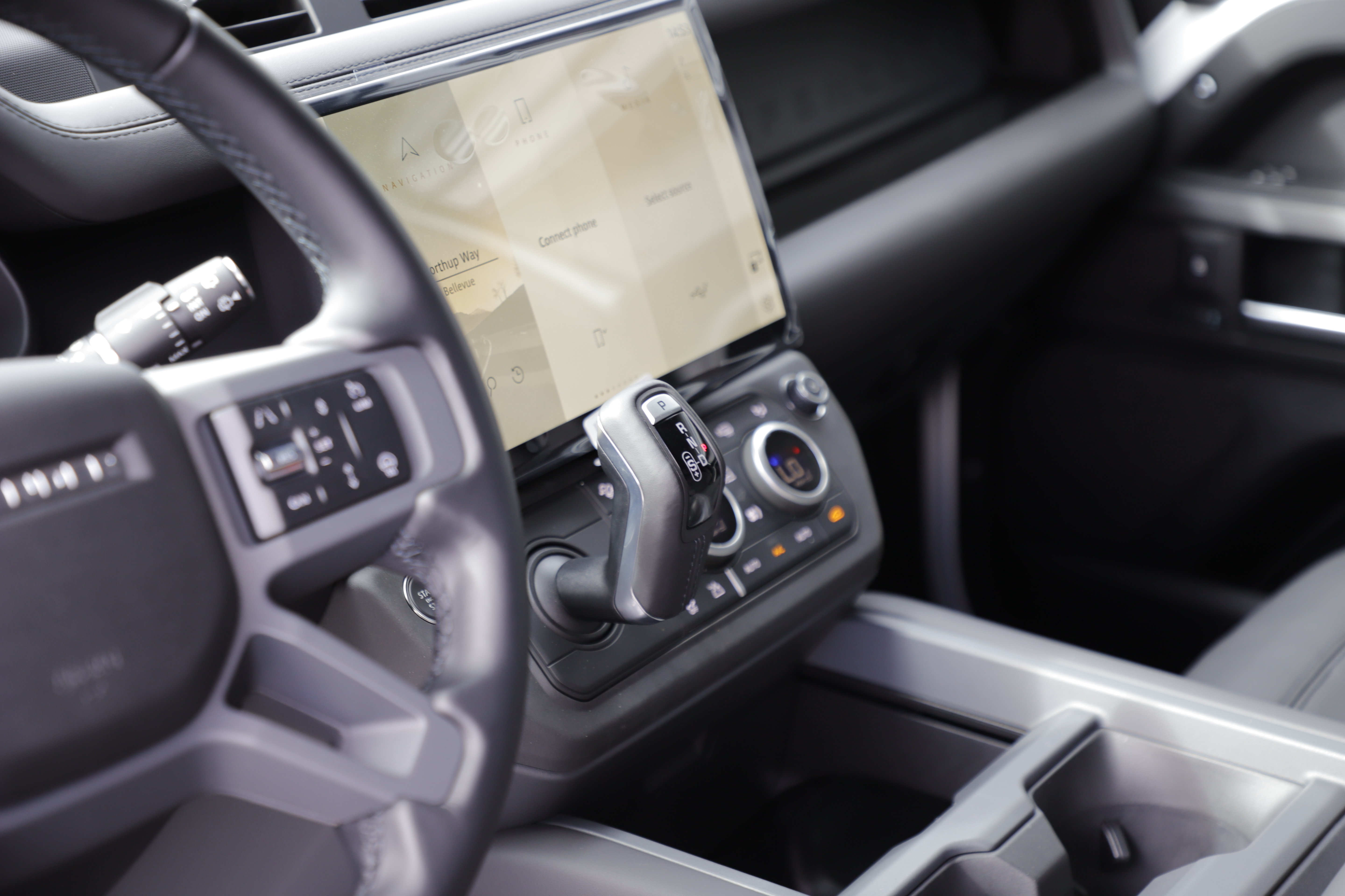New 2026 Land Rover Defender 110 X-Dynamic SE AWD/4WD image 19