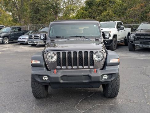Used 2019 Jeep Wrangler Sport image 2