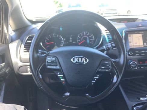 Used 2017 Kia Forte EX w/ EX Premium Plus Package FWD image 27