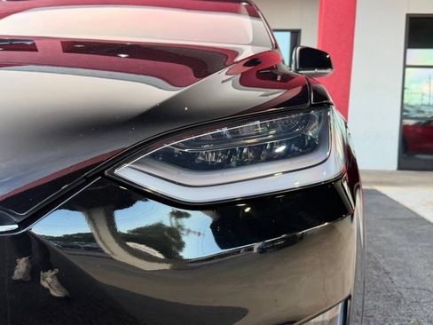 Used 2023 Tesla Model X AWD/4WD image 10