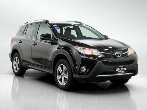 Used 2015 Toyota RAV4 XLE AWD/4WD image 7