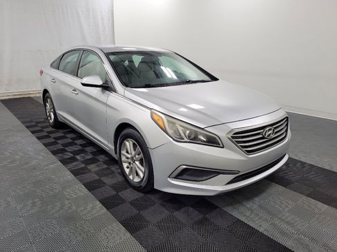 Used 2016 Hyundai Sonata SE FWD image 13