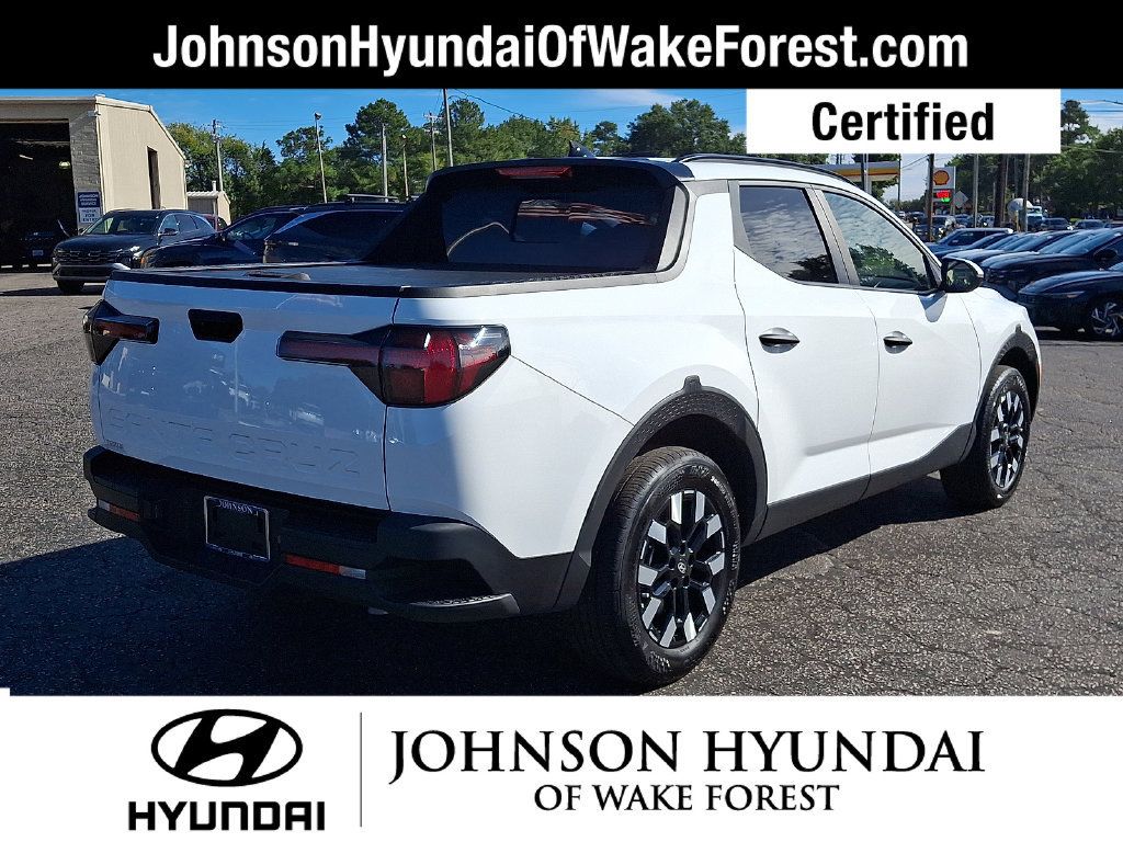 Certified 2025 Hyundai Santa Cruz SEL FWD image 18