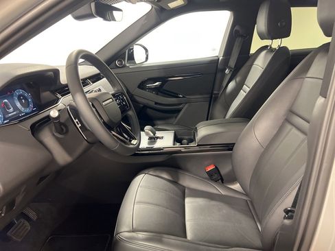Used 2025 Land Rover Range Rover Evoque S image 11