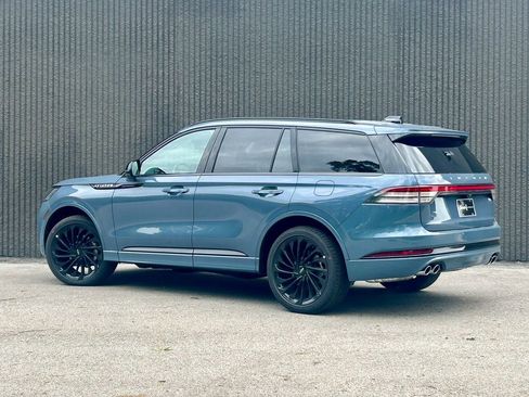New 2026 Lincoln Aviator Reserve AWD/4WD image 4
