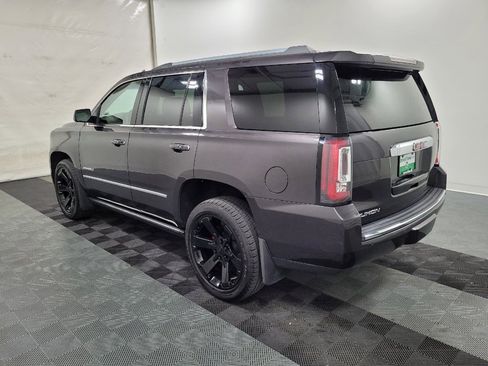 Used 2018 GMC Yukon Denali AWD/4WD image 3
