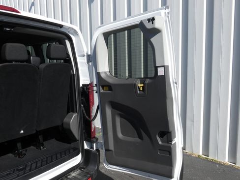 Used 2025 Ford Transit 350 XLT RWD image 28