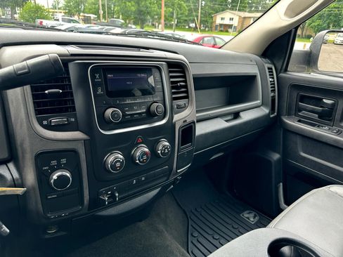 Used 2018 RAM 2500 Tradesman w/ Popular Equipment Group image 31
