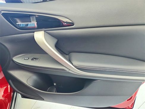 Used 2022 Mitsubishi Eclipse Cross SE image 39
