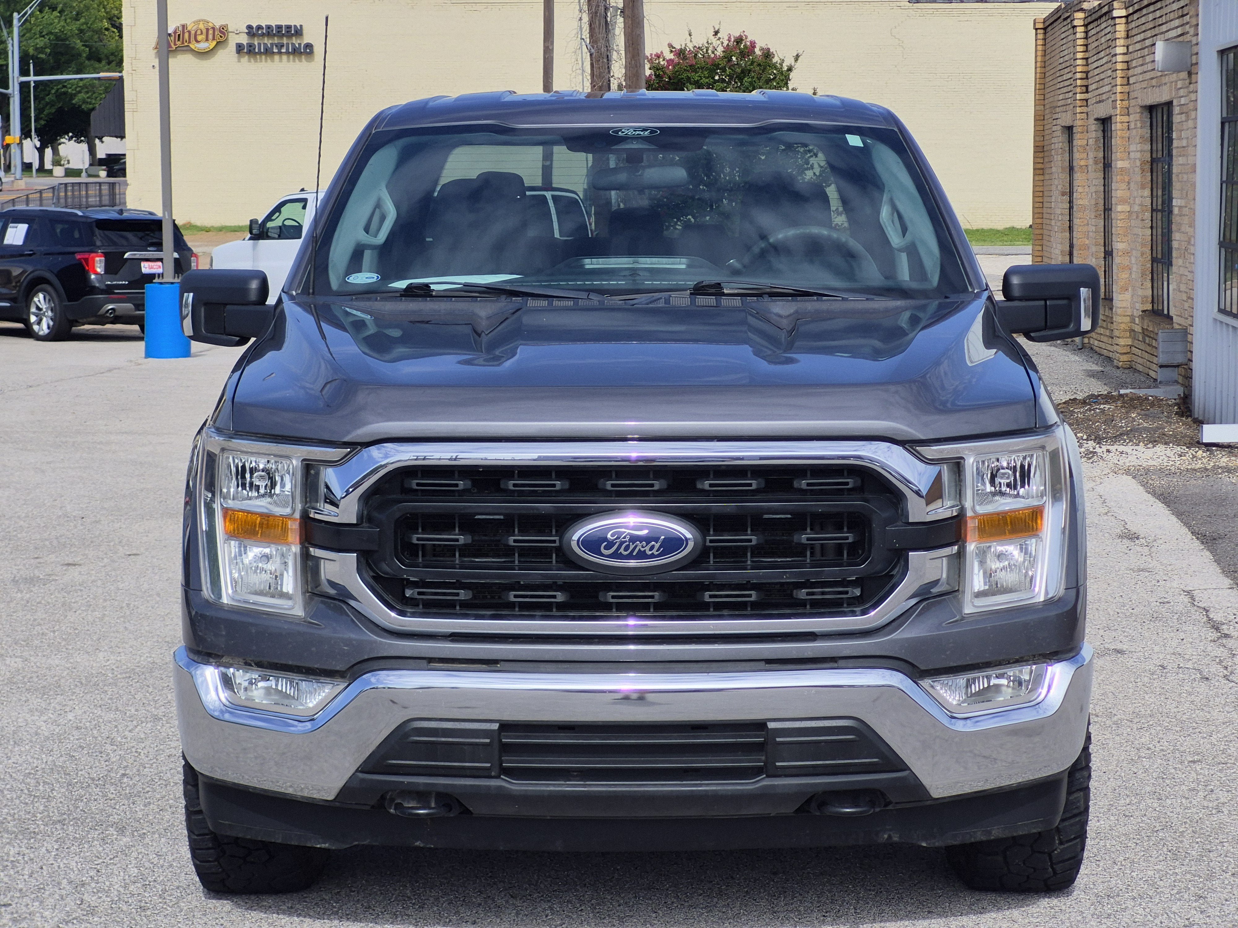 Used 2022 Ford F150 XLT AWD/4WD image 2