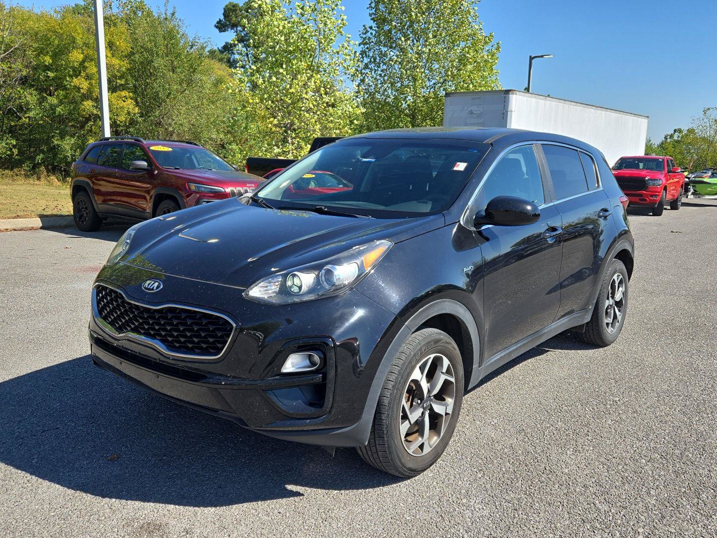 Used 2020 Kia Sportage LX AWD/4WD image 3