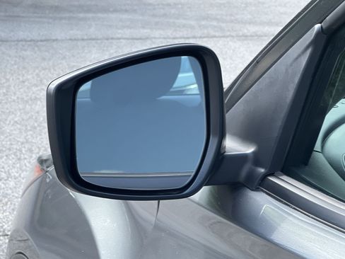 Used 2025 Nissan Kicks Play S FWD image 27