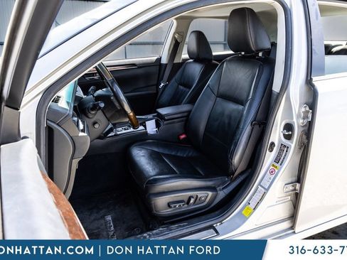 Used 2013 Lexus ES 350 w/ Luxury Pkg FWD image 15