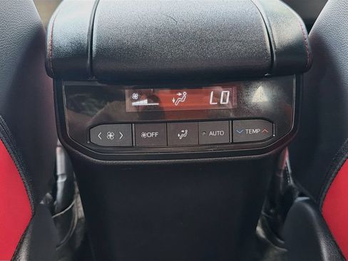 Used 2024 Toyota Highlander XSE AWD/4WD image 27