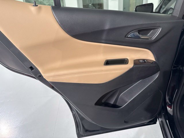 Used 2023 Chevrolet Equinox Premier FWD image 16