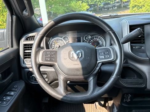Used 2022 RAM 2500 Tradesman w/ Chrome Appearance Group AWD/4WD image 9