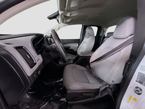 Used 2022 Chevrolet Colorado W/T RWD image 19