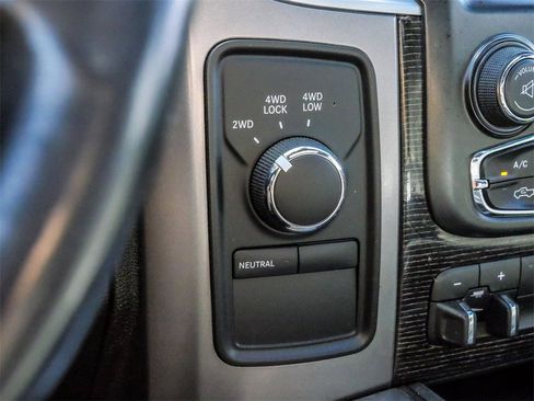 Used 2017 RAM 2500 Limited image 36