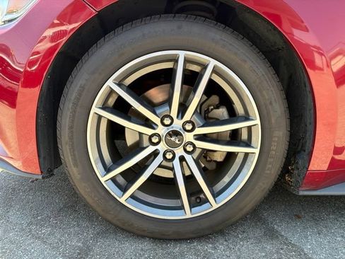 Used 2015 Ford Mustang Premium RWD image 18