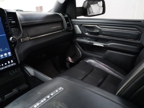 Used 2019 RAM 1500 Limited AWD/4WD image 13