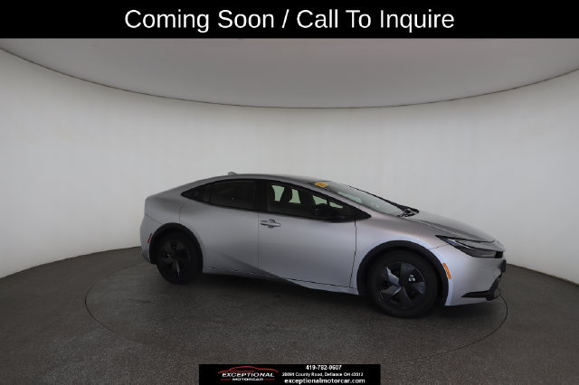 Used 2025 Toyota Prius LE FWD image 32