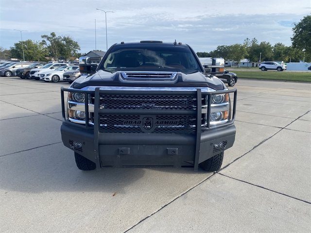 Used 2019 Chevrolet Silverado 3500 High Country w/ Duramax Plus Package AWD/4WD image 2