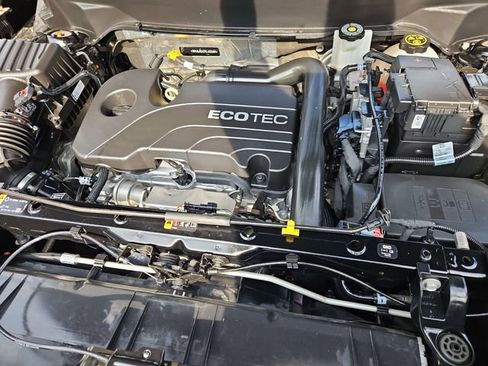 Used 2022 GMC Terrain SLT w/ Infotainment Package II image 27