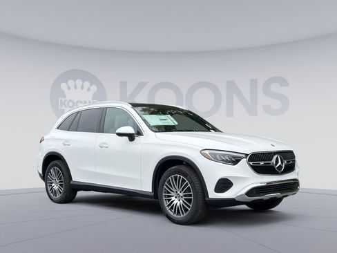 New 2026 Mercedes-Benz GLC 300 4MATIC image 2