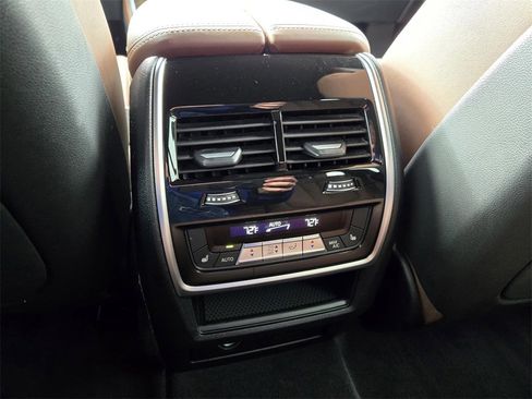 Used 2025 BMW X5 xDrive40i image 11